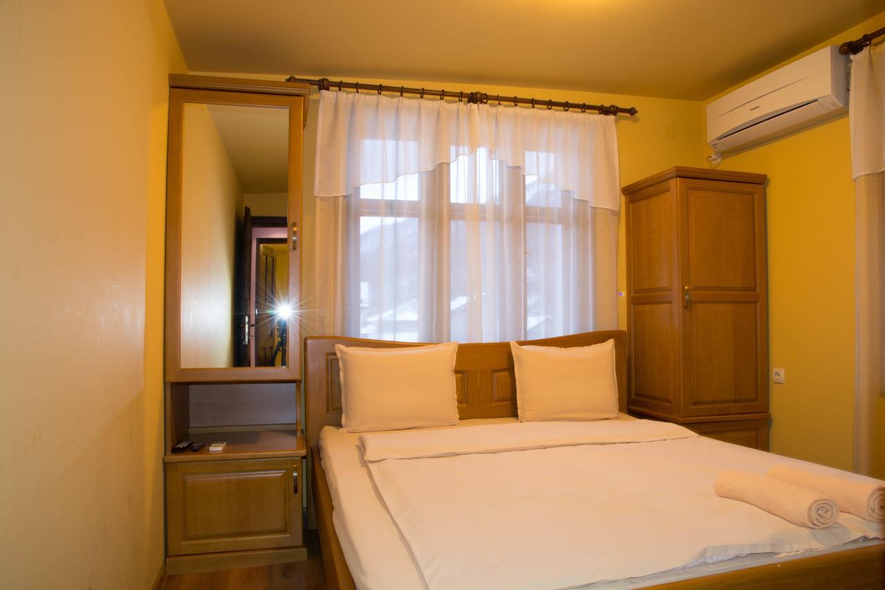 Guest House Ivan Cherni Osum Exterior photo