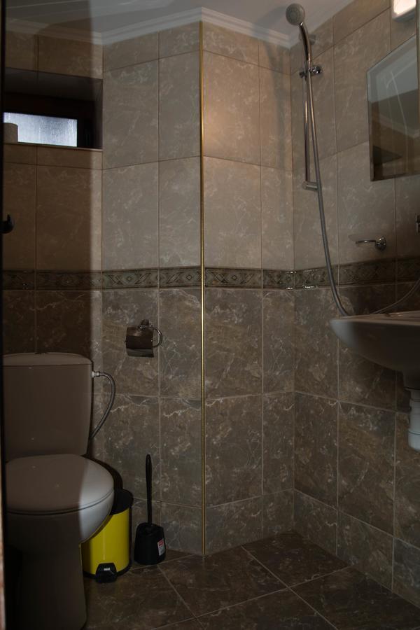 Guest House Ivan Cherni Osum Exterior photo